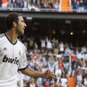 开云官网-闪电战与叹息之墙的崩塌，拜仁五分钟两球背后的战术解剖，闪电战与叹息之墙的崩塌，拜仁五分钟两球的战术解剖