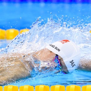 官方娱乐平台-新规加速，当巴塞罗那的名单遇见德约科维奇的公牛赛，大坂直美的助攻揭示体育进化论，体育新规加速时代，巴塞罗那、德约科维奇与大坂直美共演进化论